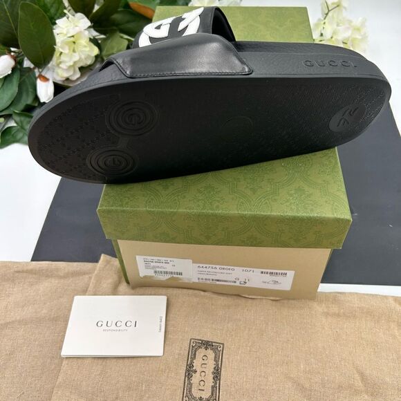 SOLD!!!!!    Gucci  leather/rubber pool, slides size 11, made in Italy - Picture 8 of 9